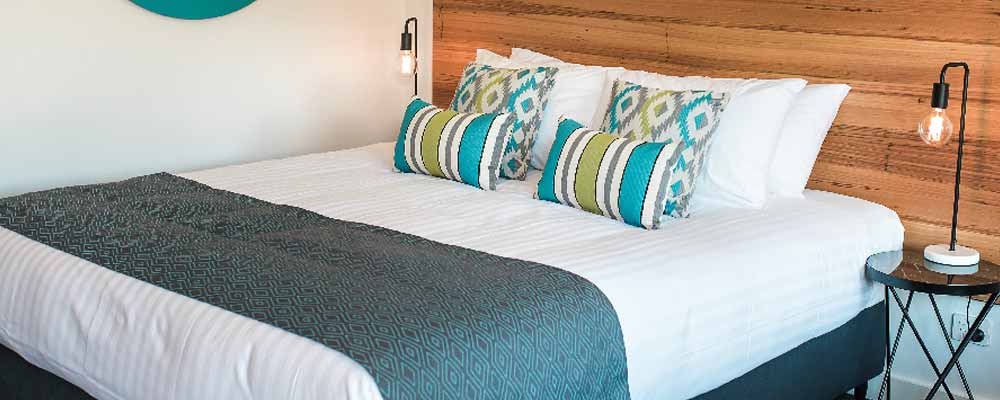 Bright Accommodation for Couples 